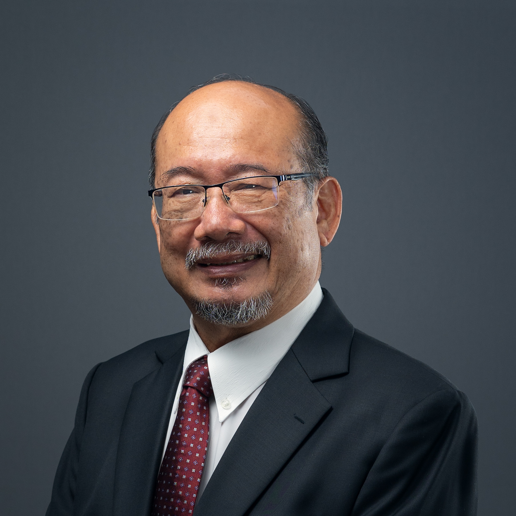 Abdul Aziz Al-Akbar bin Mohamed Noor